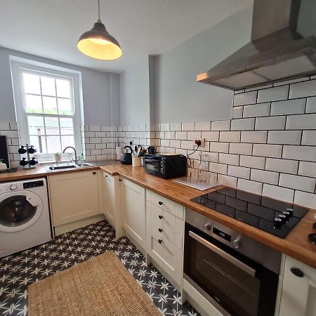 Picturesque 2 Bedroom Miners Cottage Near Bike Park Wales & Brecon Beacons Merthyr Tydfil Bagian luar foto